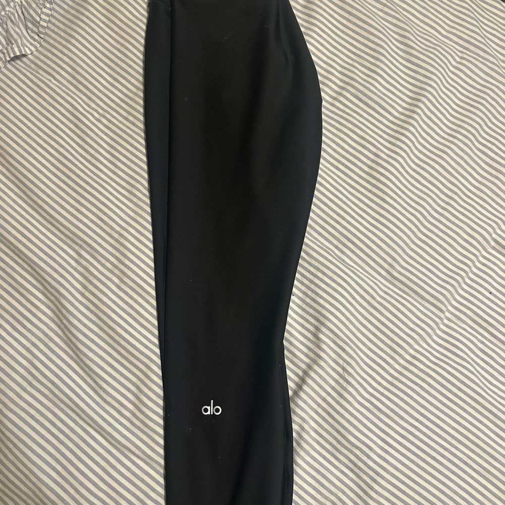 ALO Yoga Women's Black leggings